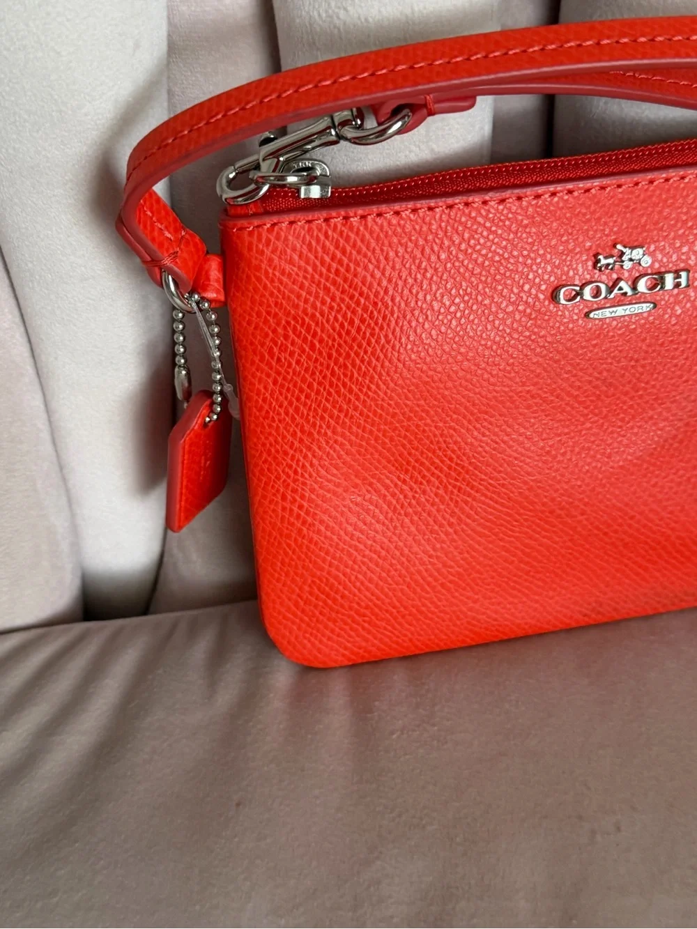 Coach F52850 Crossgrain Leather Small Wristlet in Orange 🍊